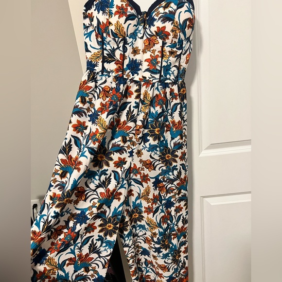 Patterned Jumpsuit - Picture 3 of 4